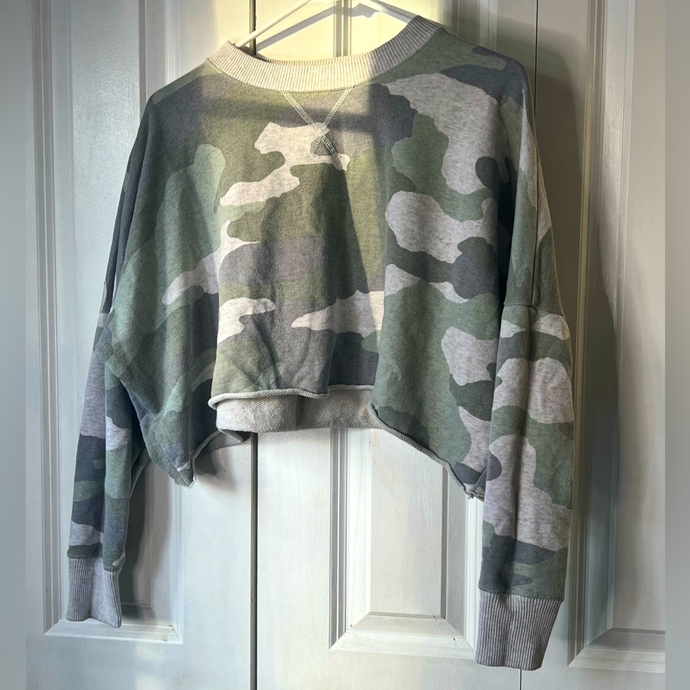 Aerie cropped camo crewneck sweatshirt